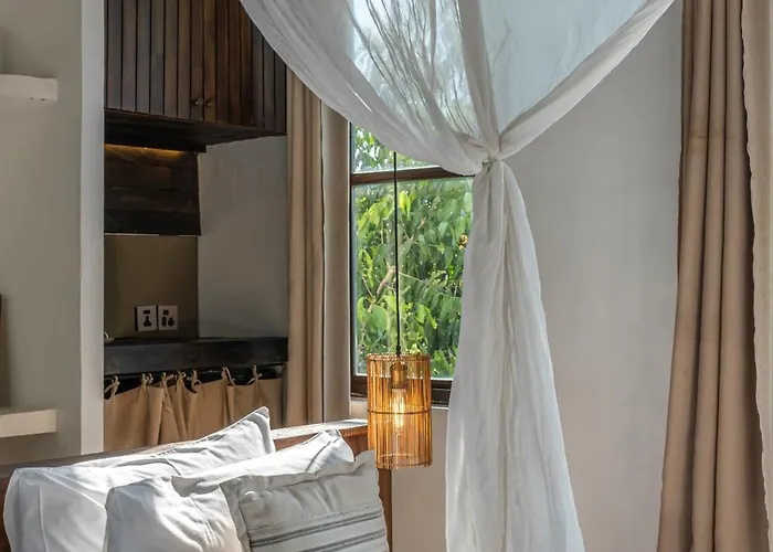 Rimba - Luxury Lush Estate In *