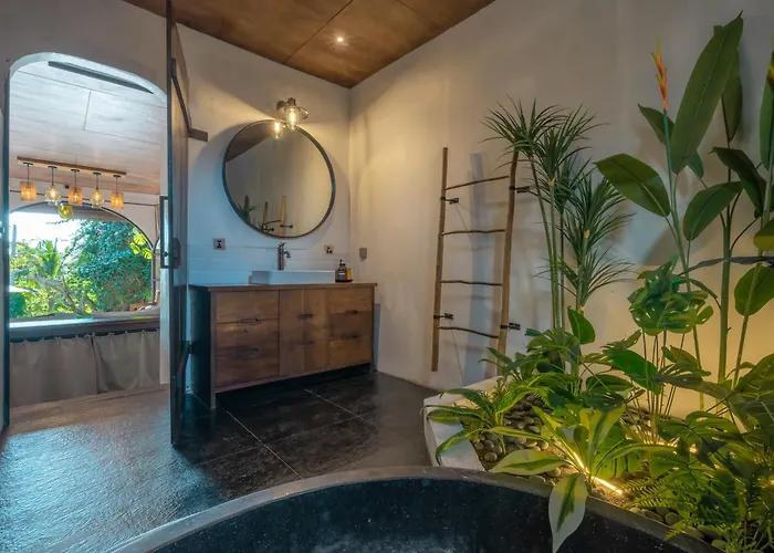 Rimba - Luxury Lush Estate In Villa