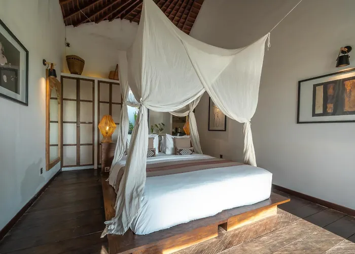 Rimba - Luxury Lush Estate In *