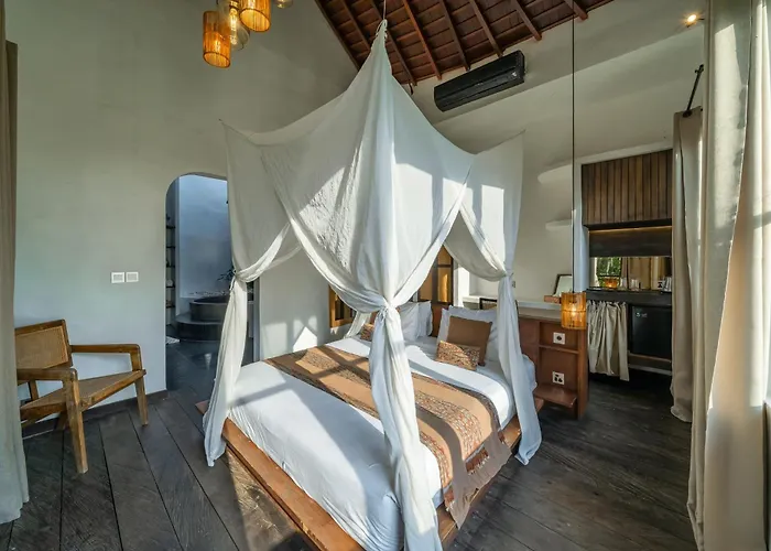 Rimba - Luxury Lush Estate In