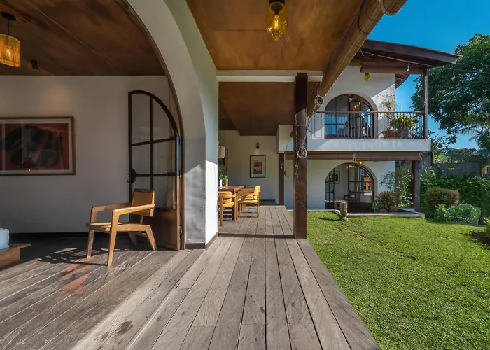 Rimba - Luxury Lush Estate In